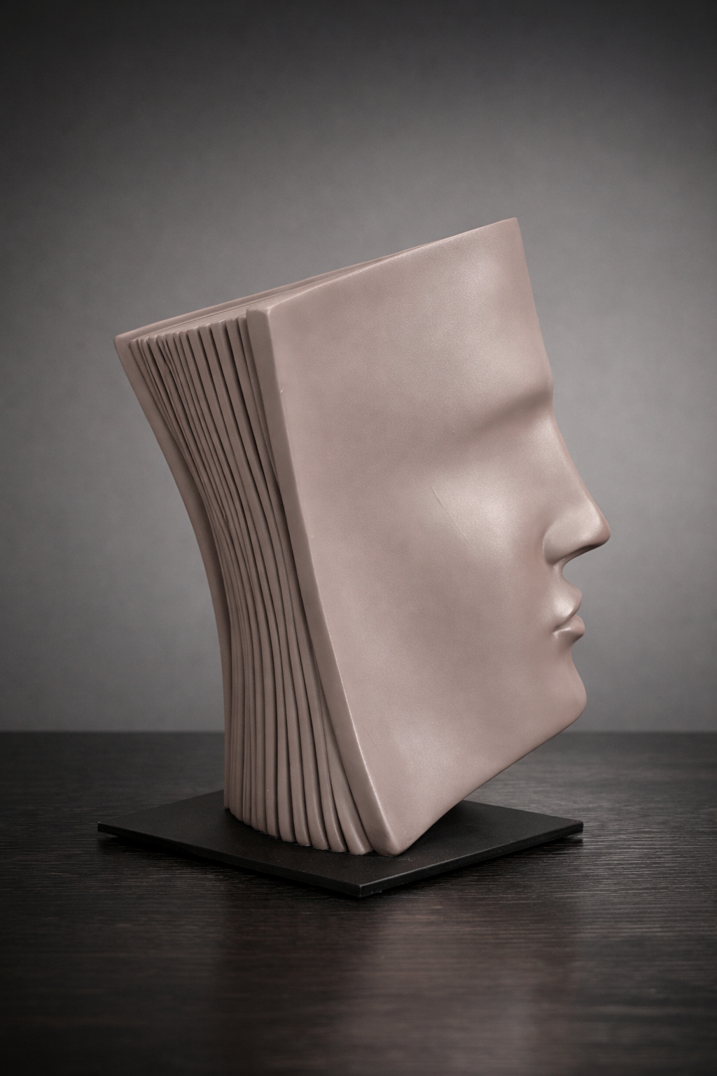 Veloura Silhouette Sculpture