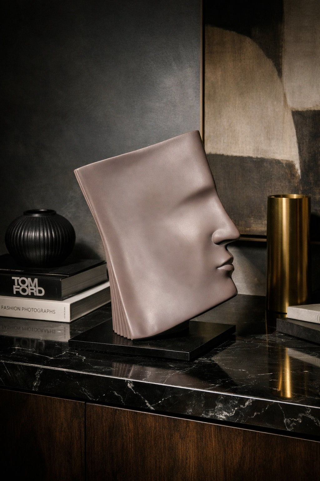 Veloura Silhouette Sculpture