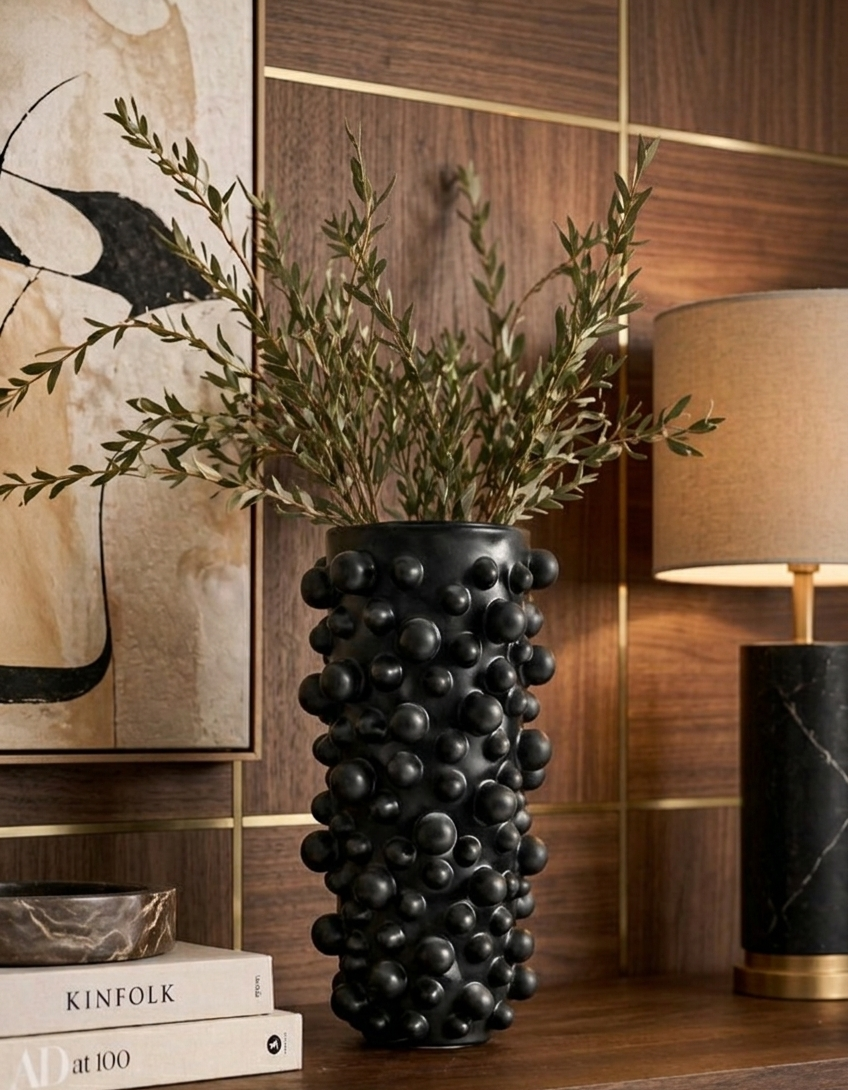 Obsidian Orb Vase (Large)